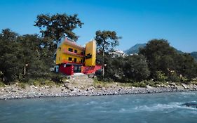 Utsav Riverbank Homestay